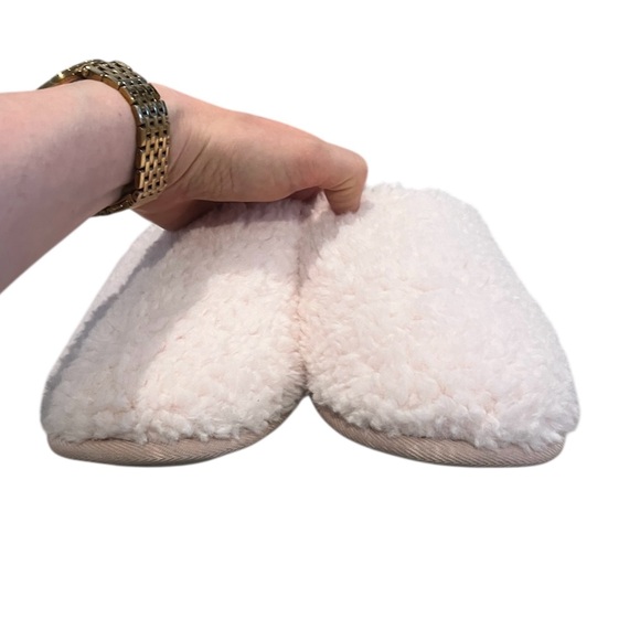 Sporto Pink Susie Faux Shearling Slippers - Picture 14 of 15